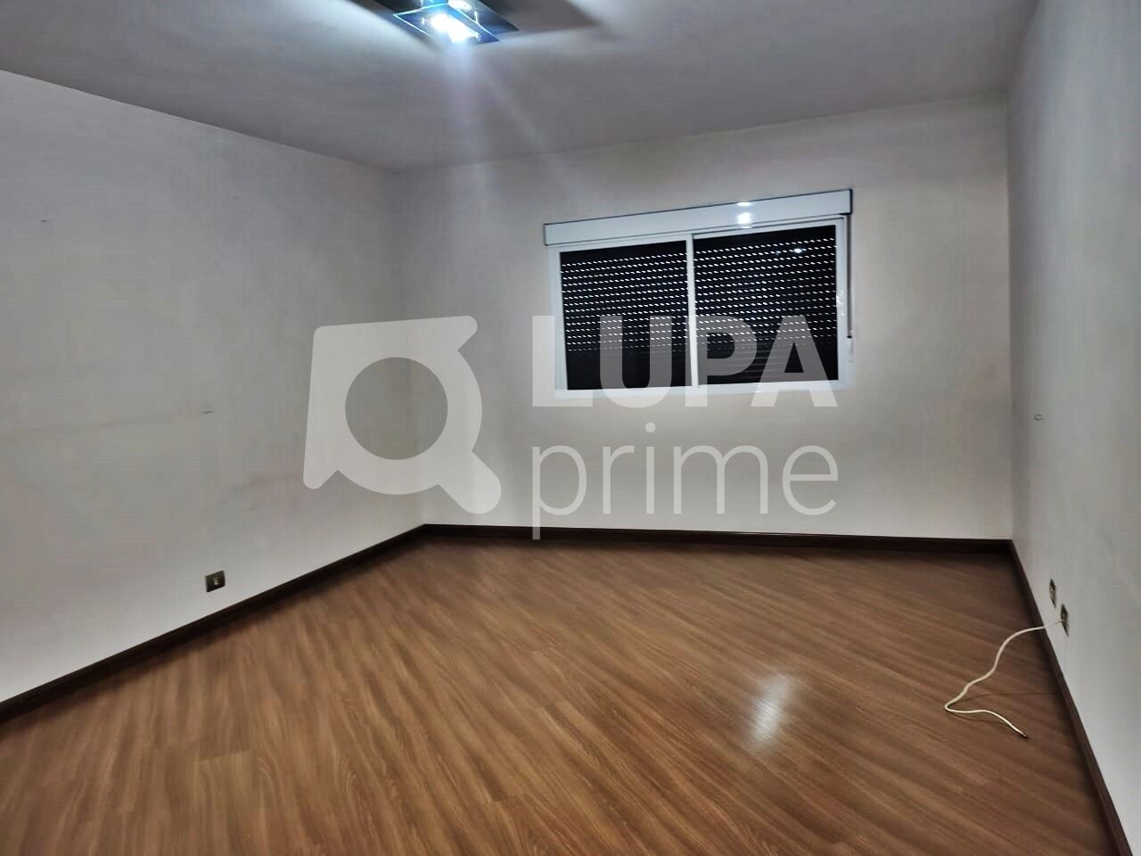 sobrado-venda-sao-paulo-vila-guilherme-4dormitorios-1suite-4vagas-306m2-LM29020