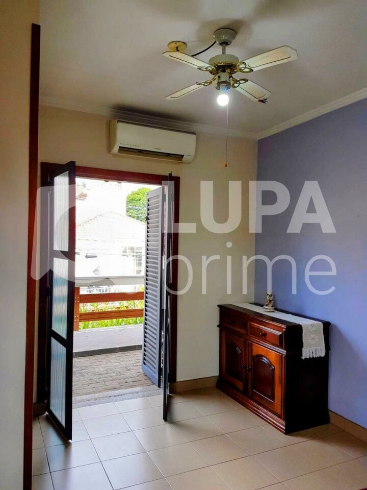 Casa, 3 quartos, 215 m² - Foto 5