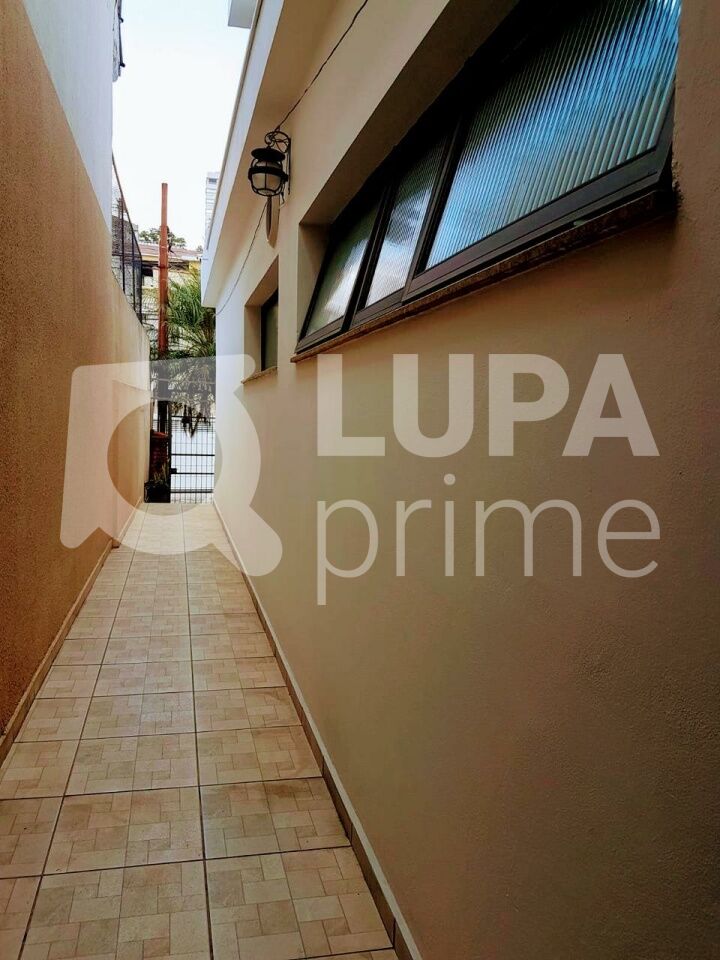 Casa, 3 quartos, 215 m² - Foto 24