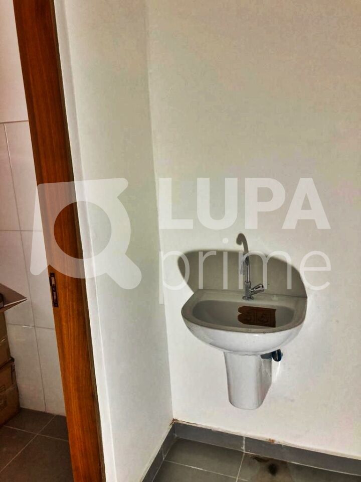 galpao-venda-sao-paulo-bras-2200m2-LM29204