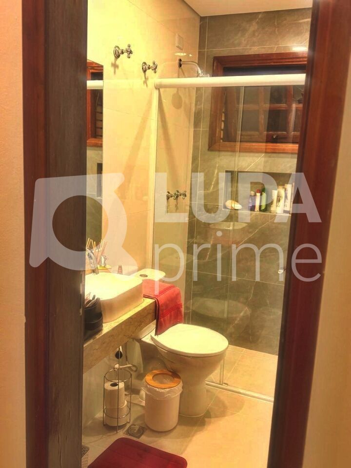 sobrado-venda-sao-paulo-jardim-guapira-4dormitorios-2suites-6vagas-300m2-LM29220