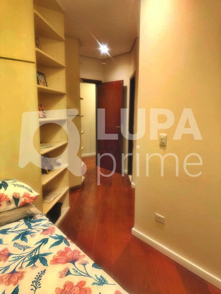 sobrado-venda-sao-paulo-jardim-guapira-4dormitorios-2suites-6vagas-300m2-LM29220