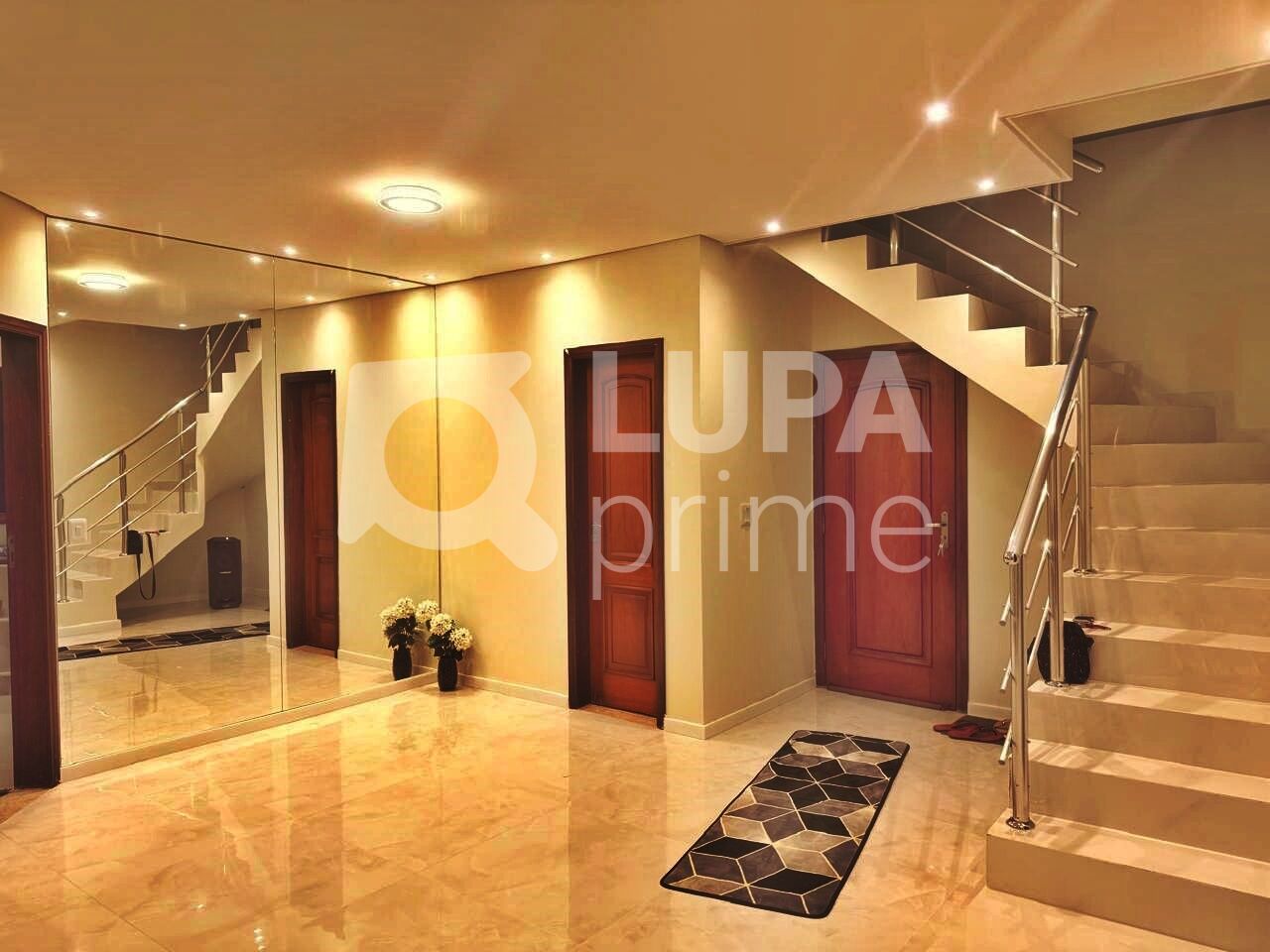 sobrado-venda-sao-paulo-jardim-guapira-4dormitorios-2suites-6vagas-300m2-LM29220