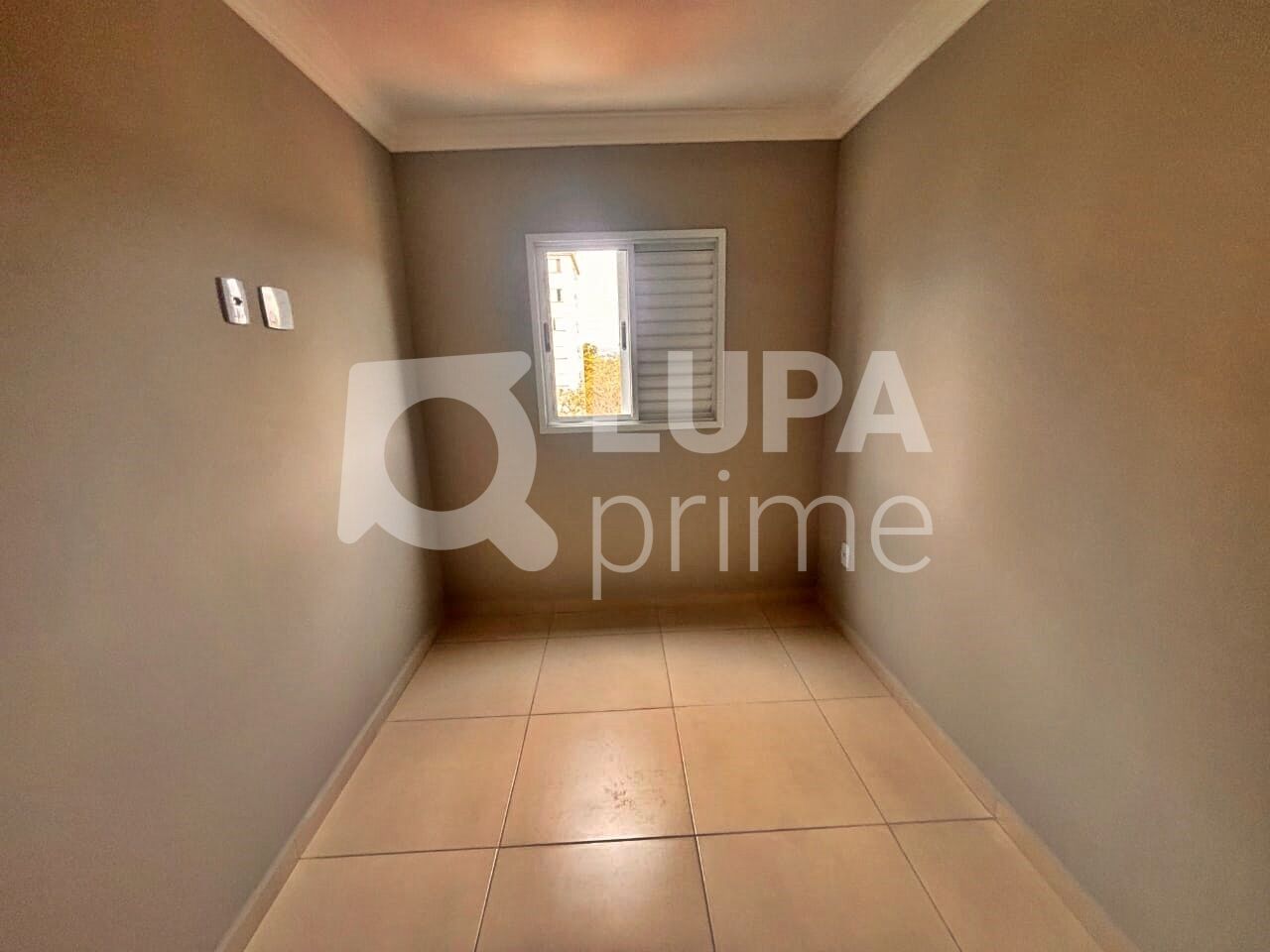 apartamento-venda-sao-paulo-itaquera-2dormitorios-1vaga-50m2-LM29243
