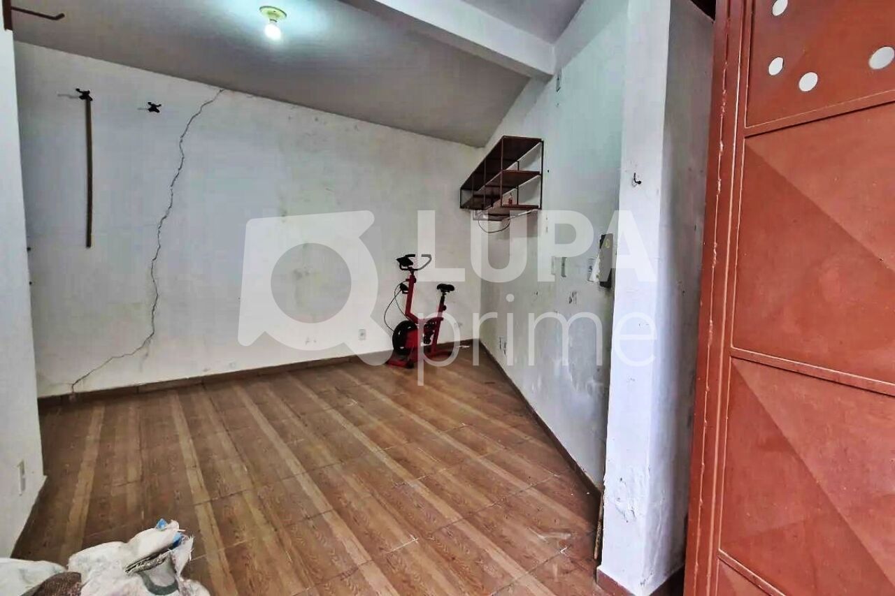 casa-terrea-venda-sao-paulo-vila-maria-3dormitorios-6vagas-187m2-LM29306