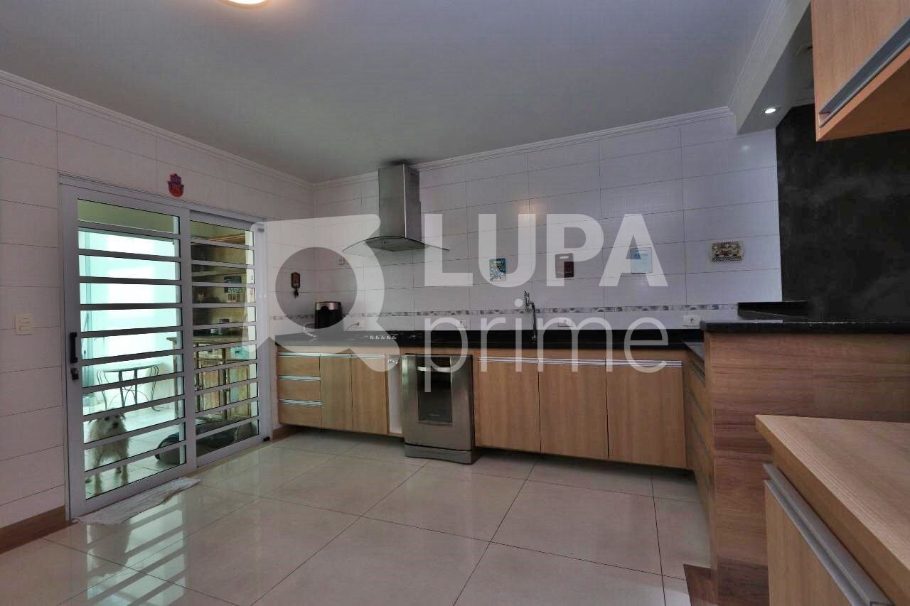 sobrado-venda-sao-paulo-parque-colonial-3dormitorios-3suites-6vagas-360m2-LM29316