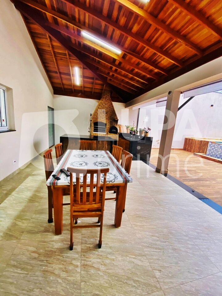 Casa, 3 quartos, 200 m² - Foto 10