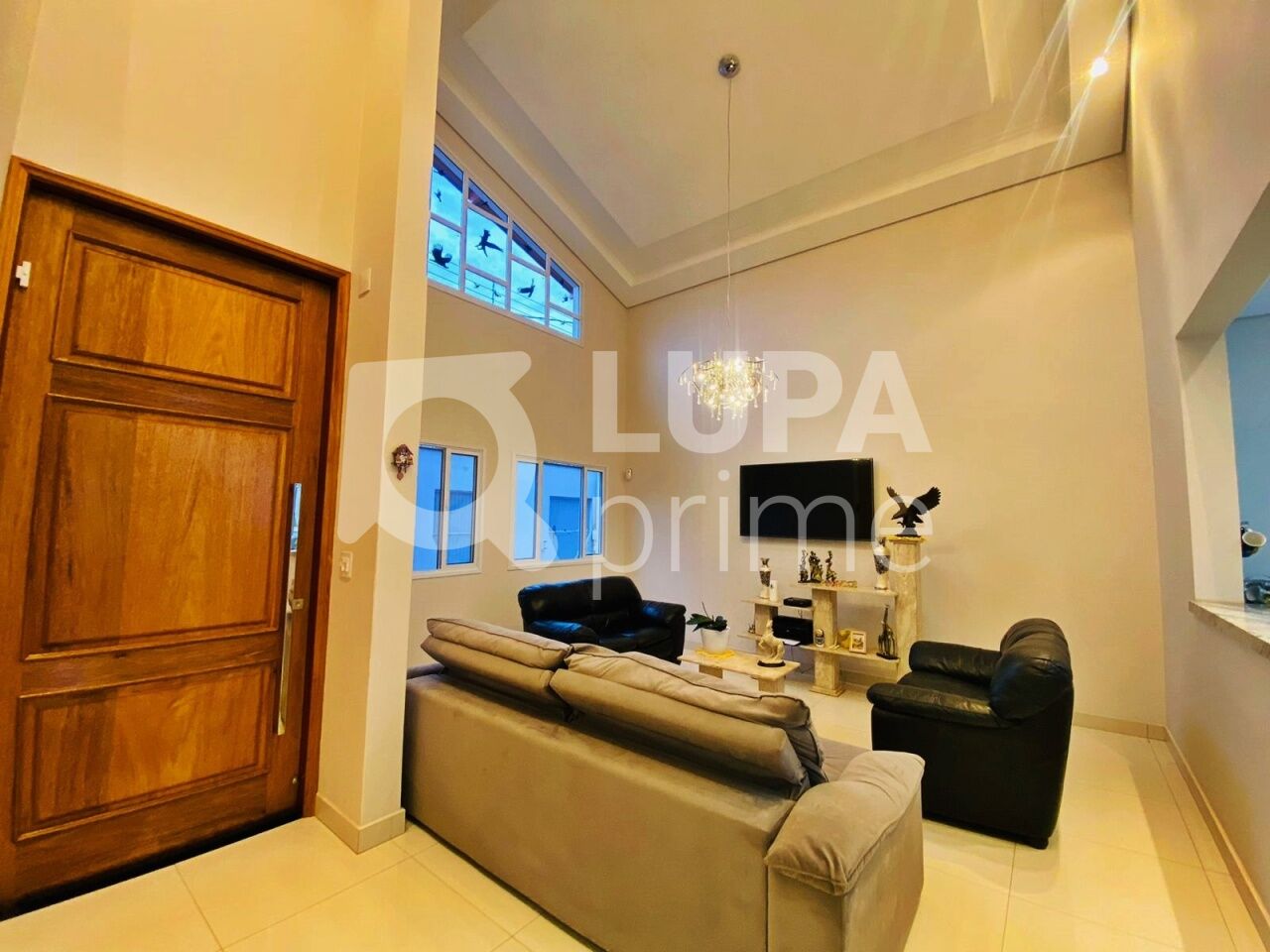 Casa, 3 quartos, 200 m² - Foto 2