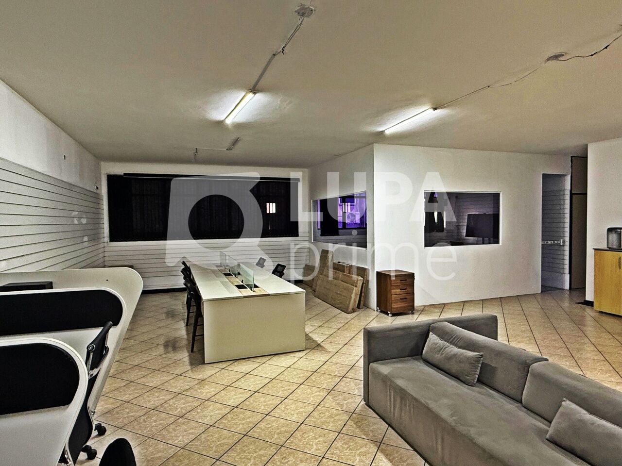 Depósito-Galpão, 2184 m² - Foto 1