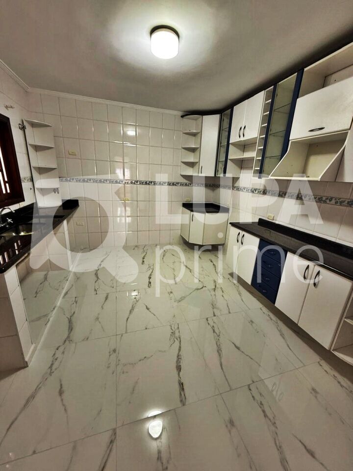 sobrado-venda-guarulhos-jardim-sao-ricardo-4dormitorios-3suites-4vagas-163m2-LM29367