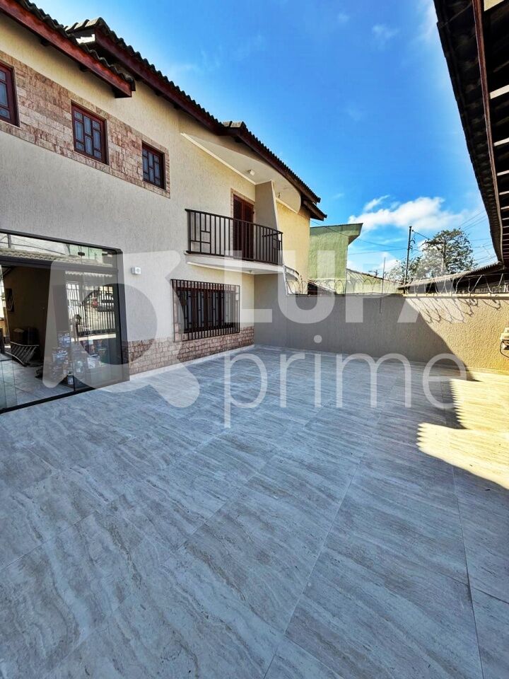 sobrado-venda-guarulhos-jardim-sao-ricardo-4dormitorios-3suites-4vagas-163m2-LM29367