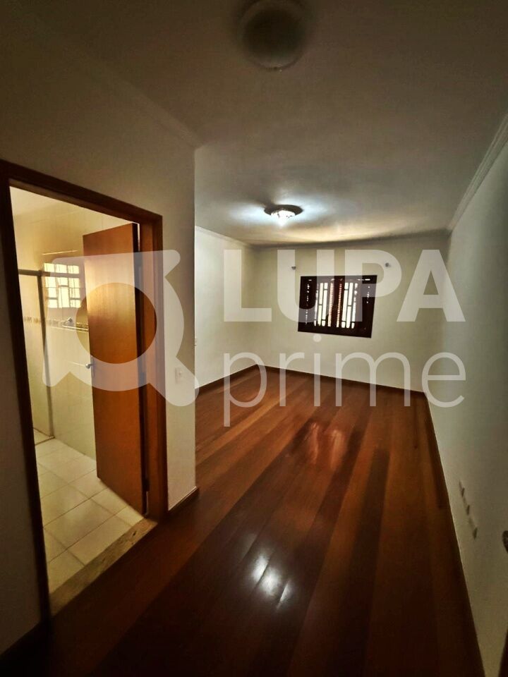 sobrado-venda-guarulhos-jardim-sao-ricardo-4dormitorios-3suites-4vagas-163m2-LM29367