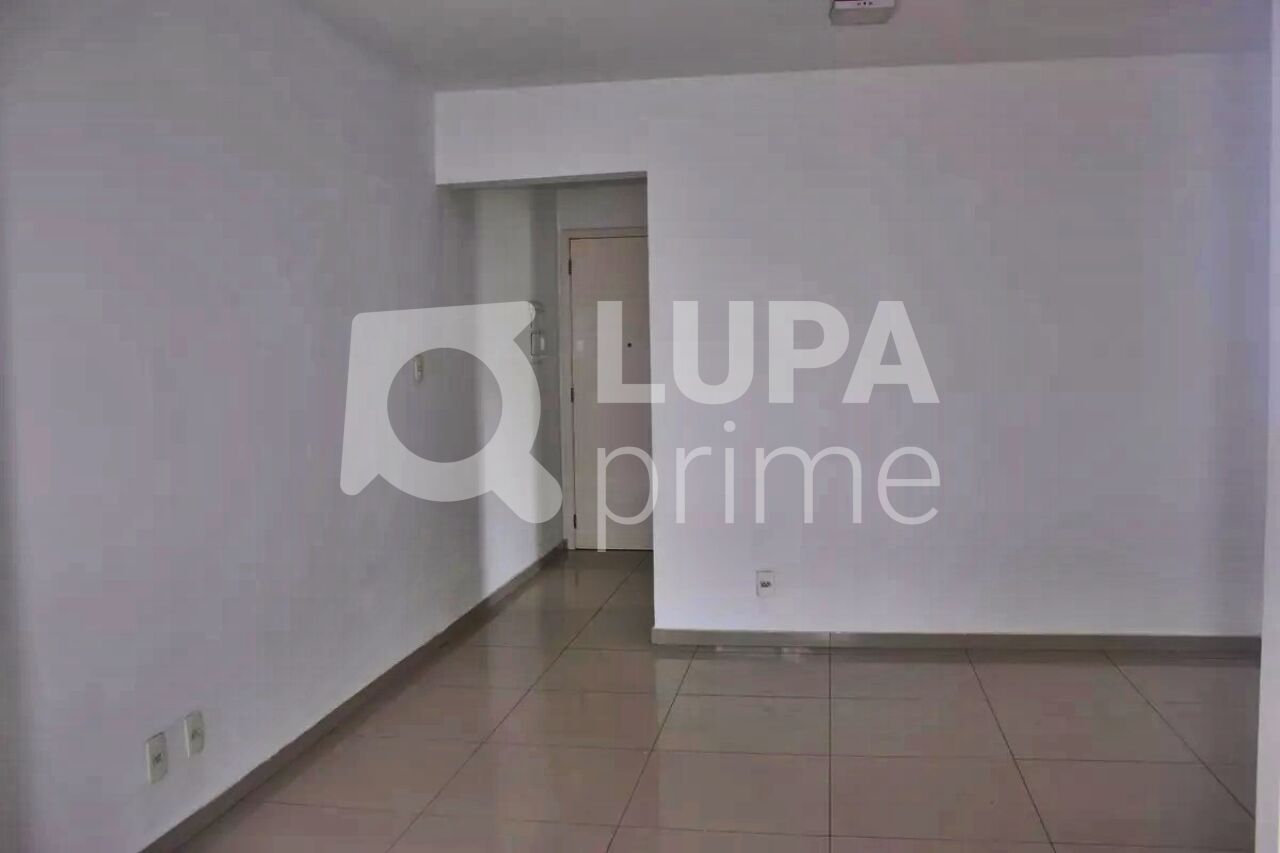 Apartamento, 3 quartos, 72 m² - Foto 2
