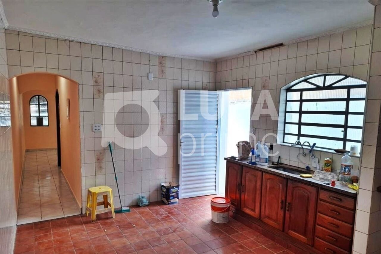 casa-terrea-venda-sao-paulo-vila-sabrina-3dormitorios-2vagas-120m2-LM29463