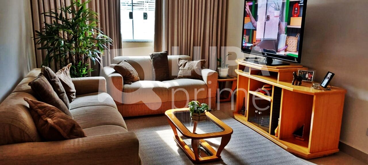 Casa, 3 quartos, 131 m² - Foto 1