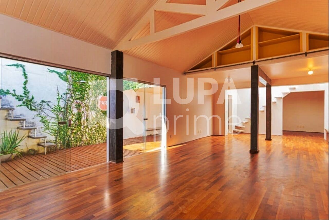 Casa, 2 quartos, 205 m² - Foto 1