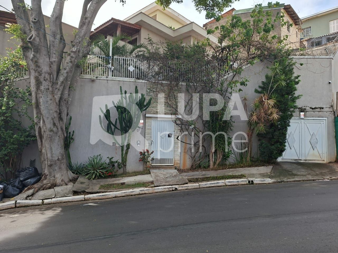 sobrado-venda-sao-paulo-agua-fria-3dormitorios-1suite-3vagas-230m2-LM29623