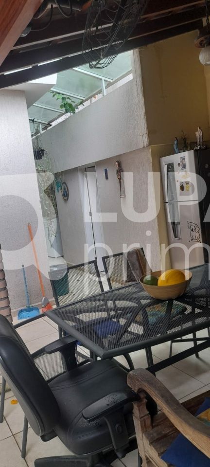 sobrado-venda-sao-paulo-agua-fria-3dormitorios-1suite-3vagas-230m2-LM29623