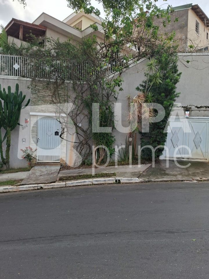 sobrado-venda-sao-paulo-agua-fria-3dormitorios-1suite-3vagas-230m2-LM29623