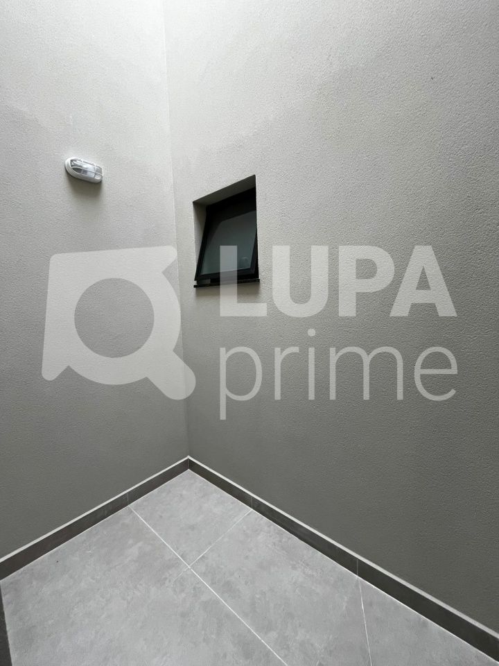 sobrado-venda-sao-paulo-vila-romero-3dormitorios-1suite-3vagas-140m2-LM29638