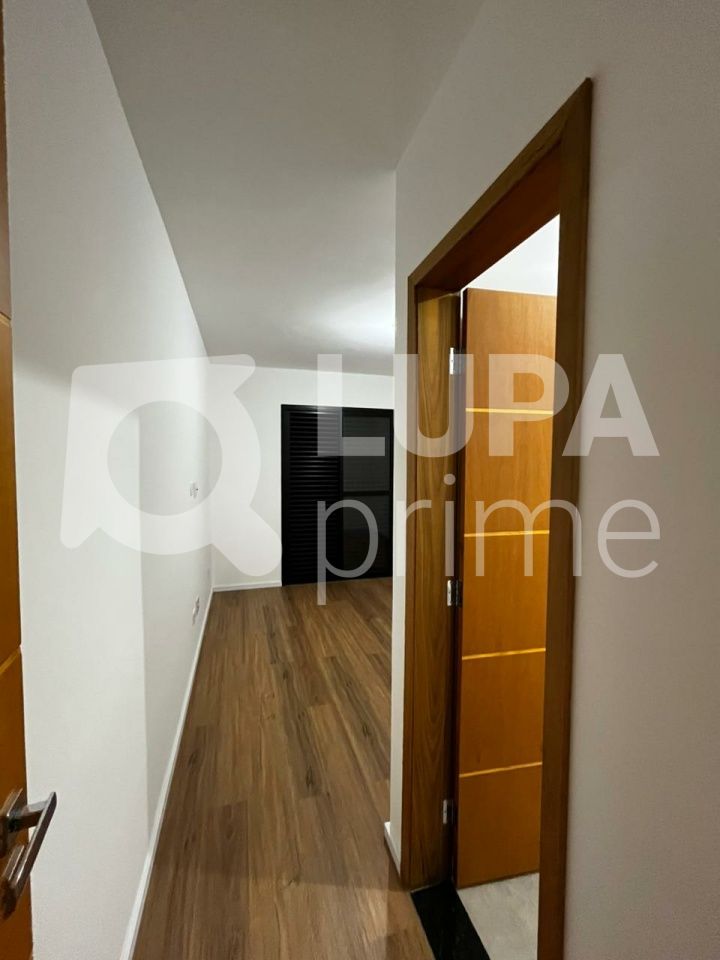 sobrado-venda-sao-paulo-vila-romero-3dormitorios-1suite-3vagas-140m2-LM29638