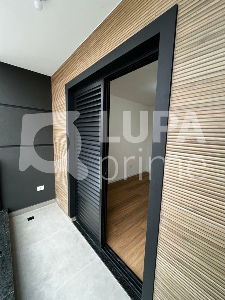 sobrado-venda-sao-paulo-vila-romero-3dormitorios-1suite-3vagas-140m2-LM29638