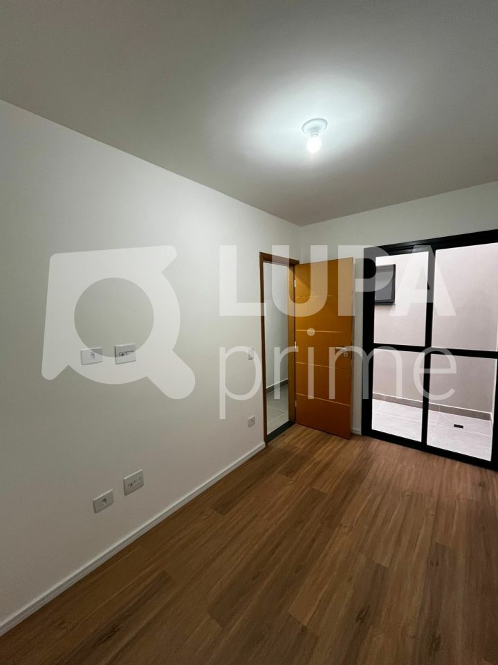 sobrado-venda-sao-paulo-vila-romero-3dormitorios-1suite-3vagas-140m2-LM29638