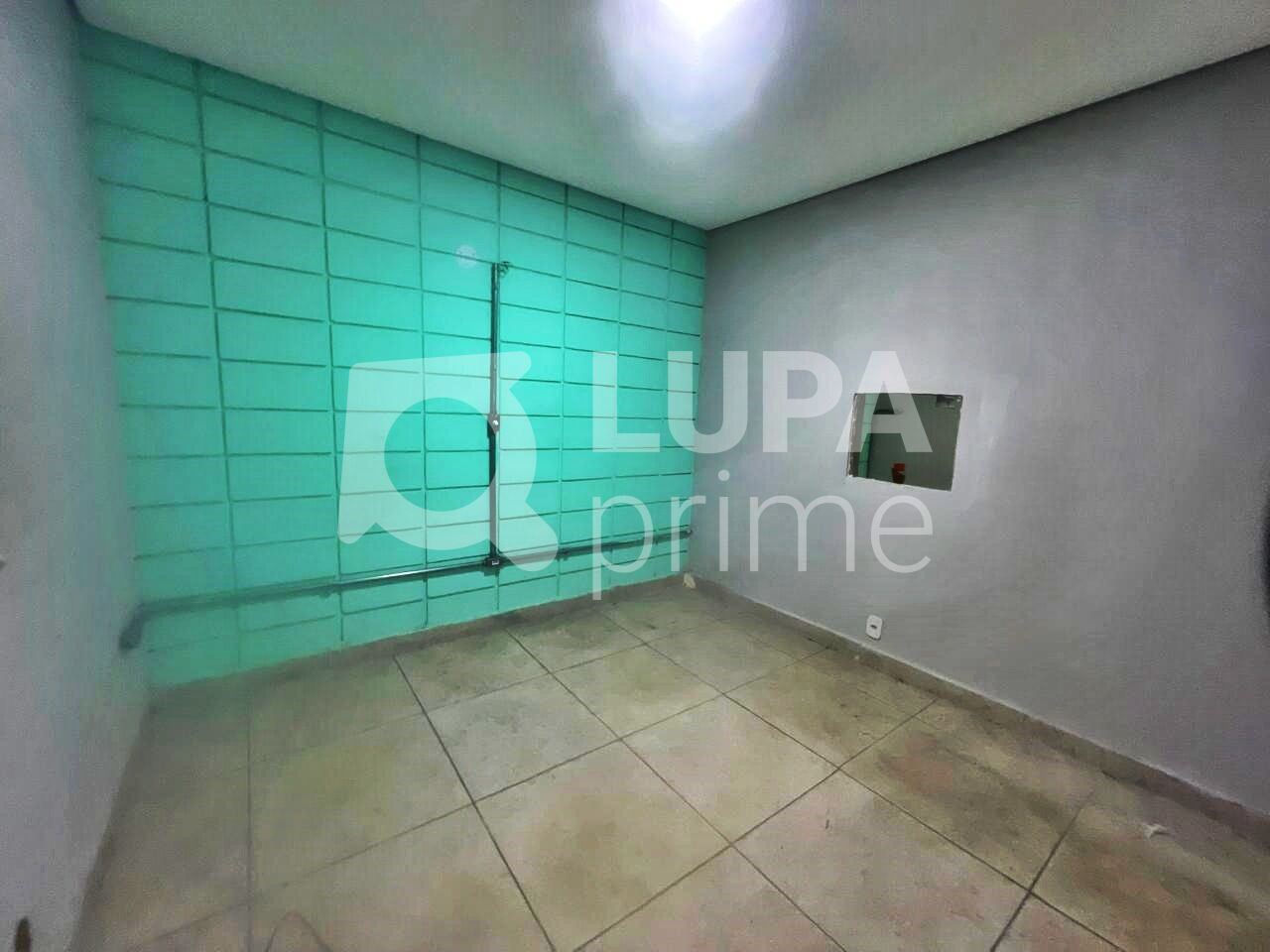 Sala-Conjunto, 1600 m² - Foto 7