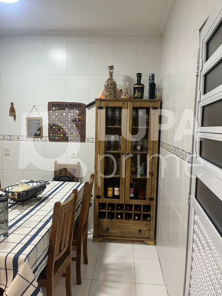 sobrado-venda-sao-paulo-vila-cruz-das-almas-2dormitorios-2suites-2vagas-86m2-LM29667