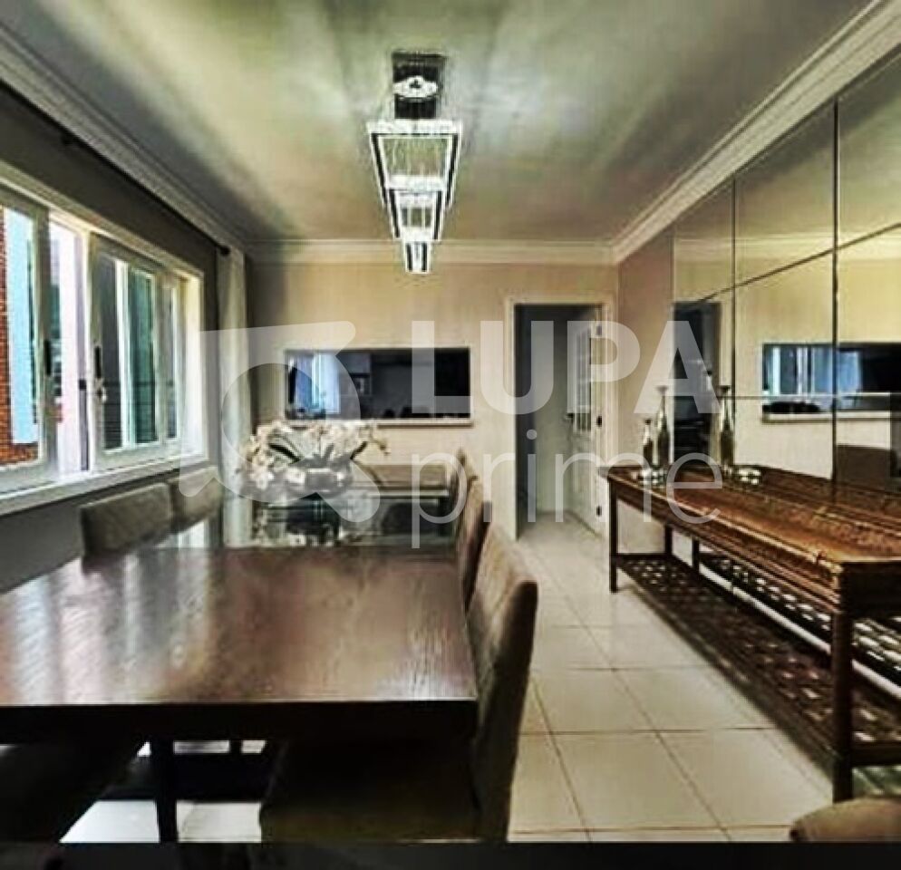 sobrado-venda-sao-paulo-agua-fria-4dormitorios-4suites-5vagas-300m2-LM29710