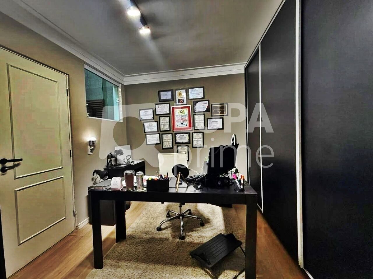 sobrado-venda-sao-paulo-agua-fria-4dormitorios-4suites-5vagas-300m2-LM29710