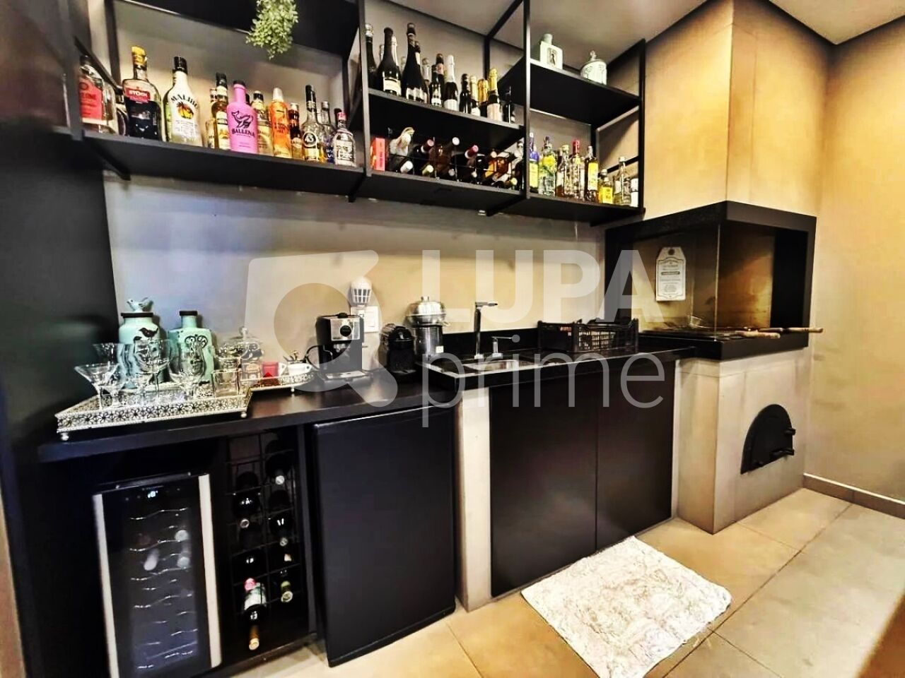 sobrado-venda-sao-paulo-agua-fria-4dormitorios-4suites-5vagas-300m2-LM29710