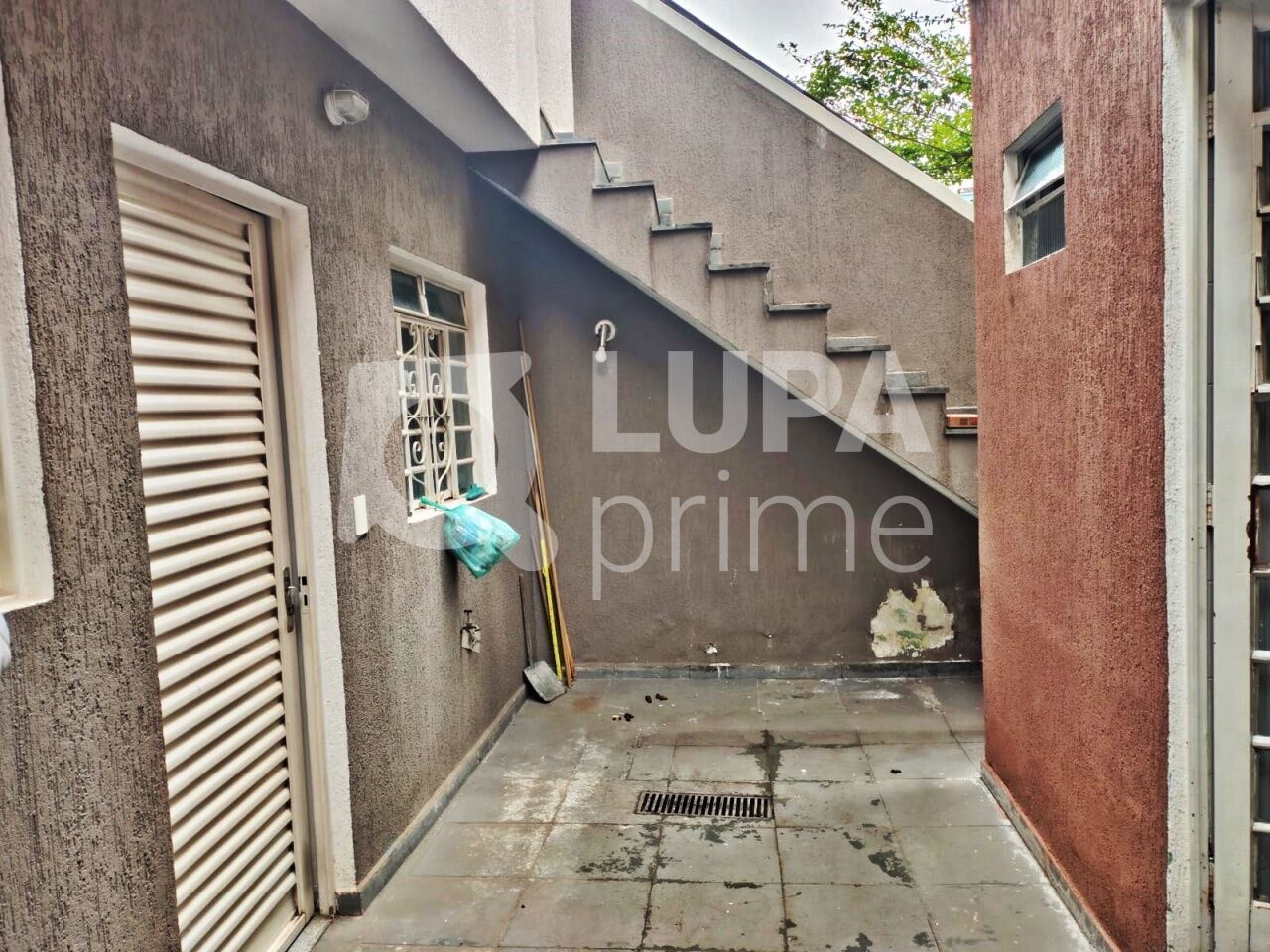 sobrado-venda-sao-paulo-vila-guilherme-8dormitorios-20vagas-335m2-LM29752