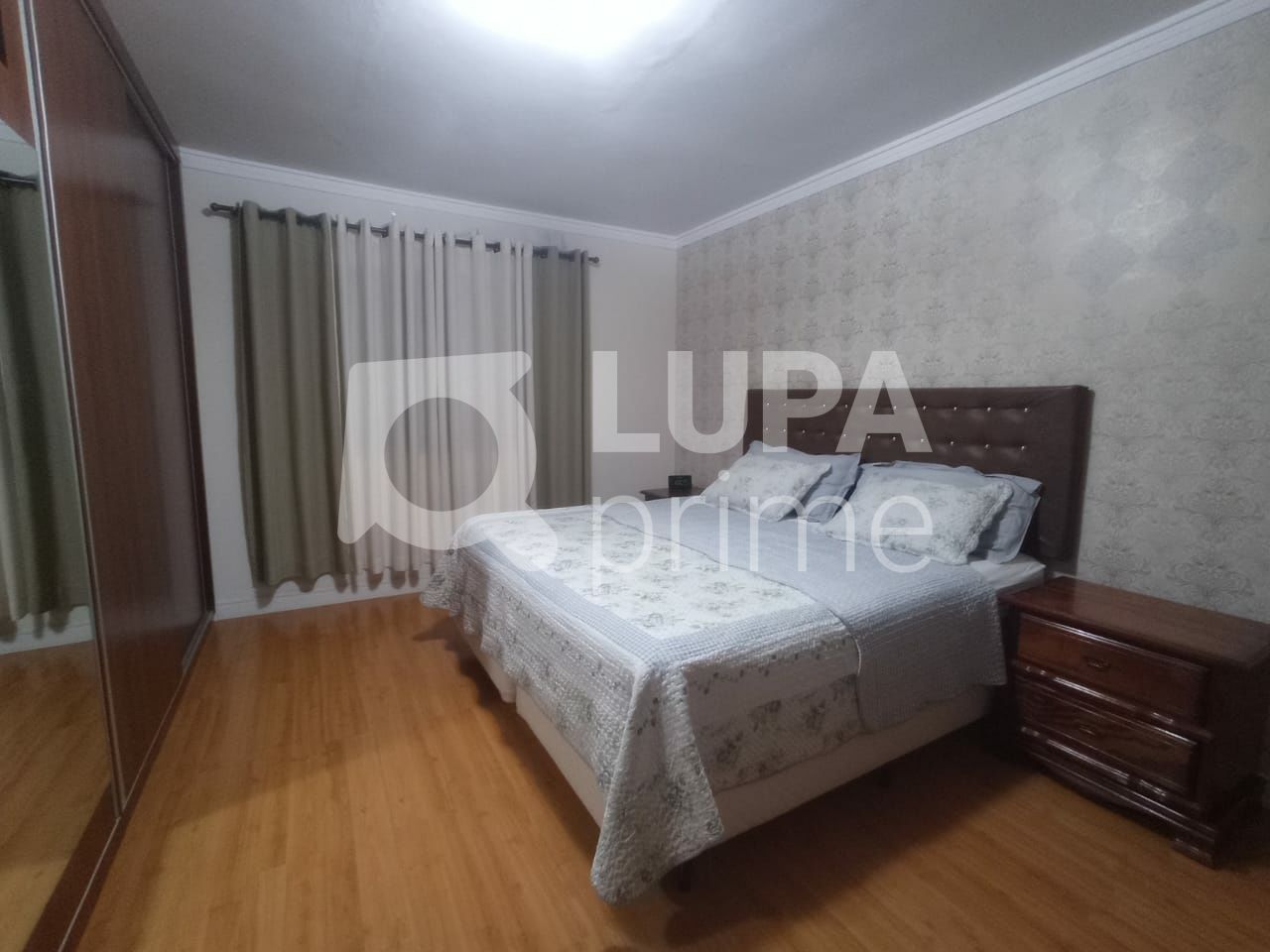 sobrado-venda-sao-paulo-vila-amalia-zona-leste-3dormitorios-2vagas-220m2-LM29774