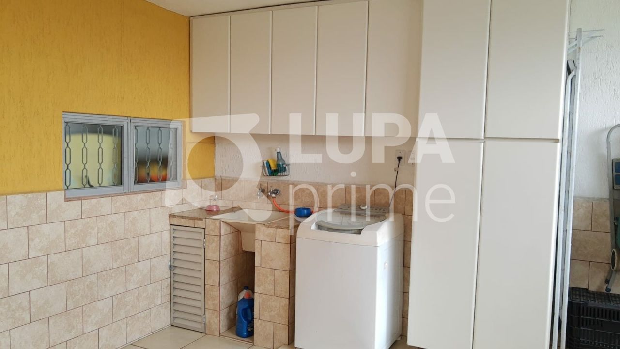 sobrado-venda-sao-paulo-vila-amalia-zona-leste-3dormitorios-2vagas-220m2-LM29774