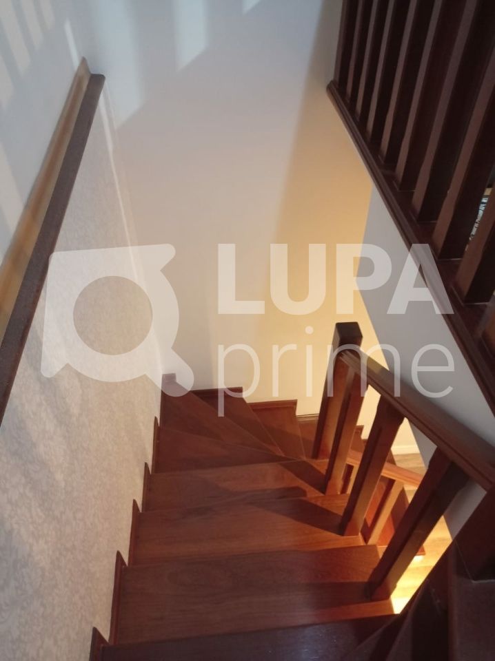 sobrado-venda-sao-paulo-vila-amalia-zona-leste-3dormitorios-2vagas-220m2-LM29774