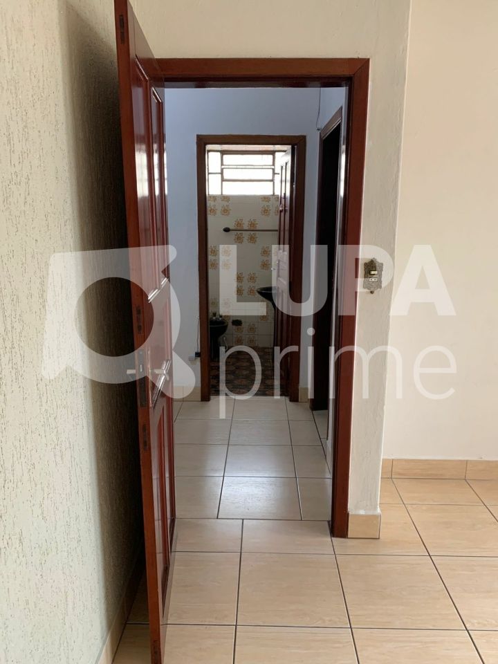 casa-terrea-venda-sao-paulo-brasilandia-3dormitorios-5vagas-180m2-LM29786