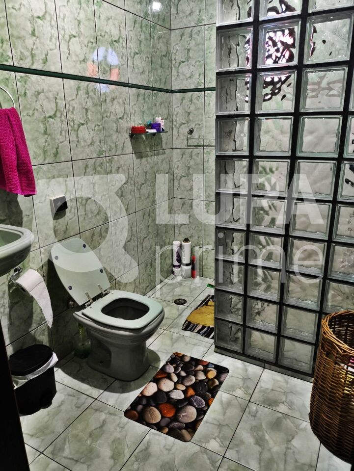 Casa, 4 quartos, 235 m² - Foto 16