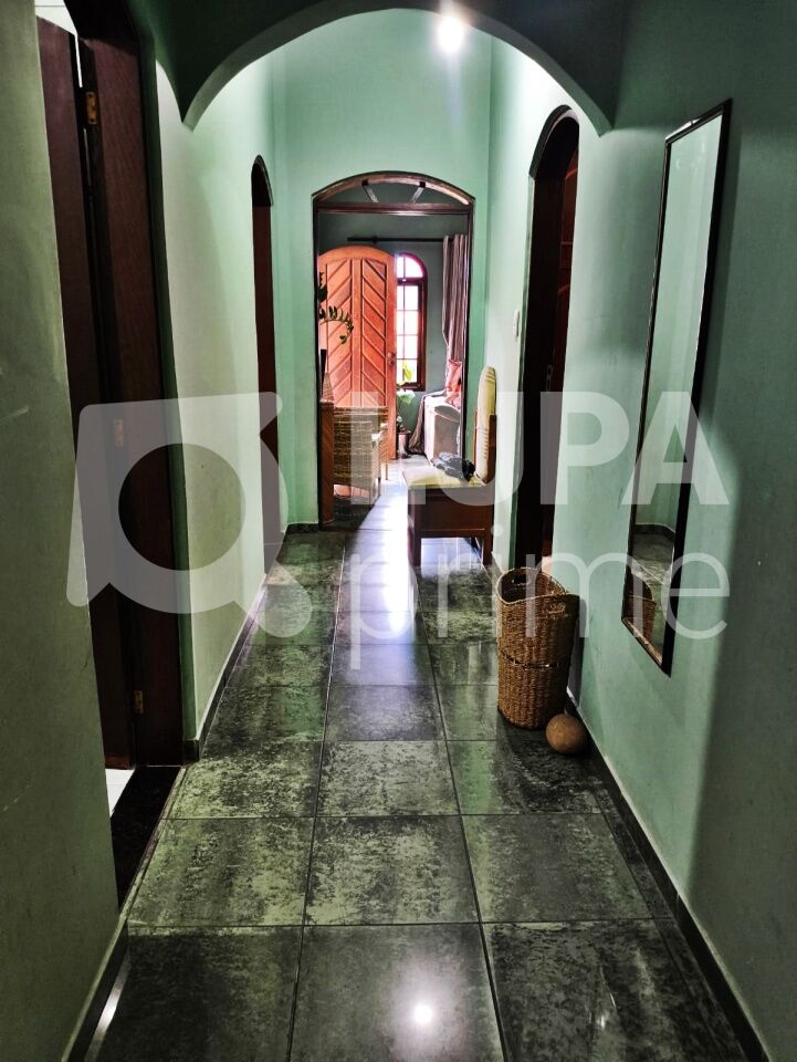 Casa, 4 quartos, 235 m² - Foto 13