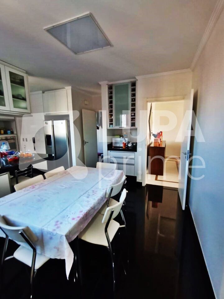 Apartamento, 4 quartos, 215 m² - Foto 10