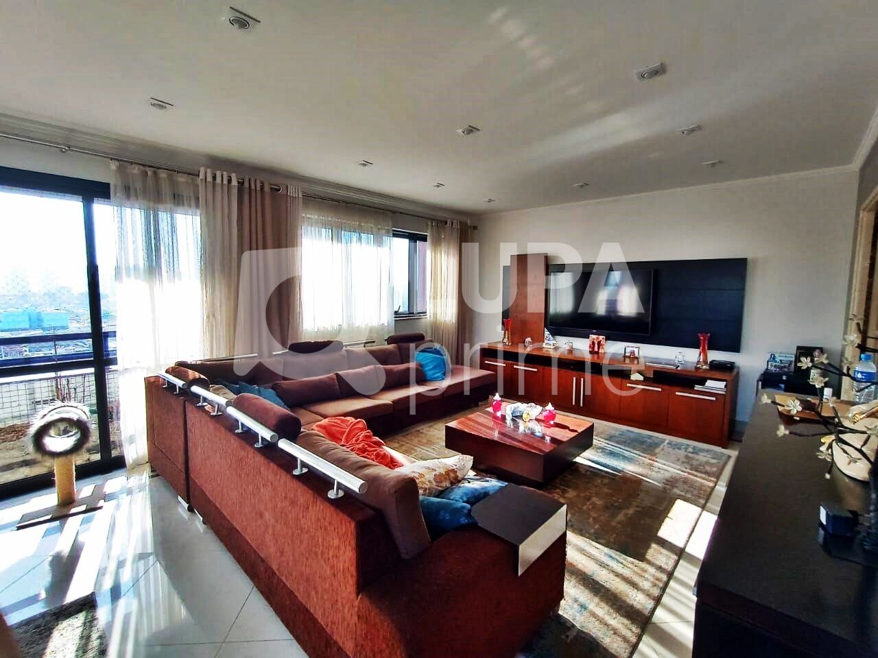 Apartamento, 4 quartos, 215 m² - Foto 1