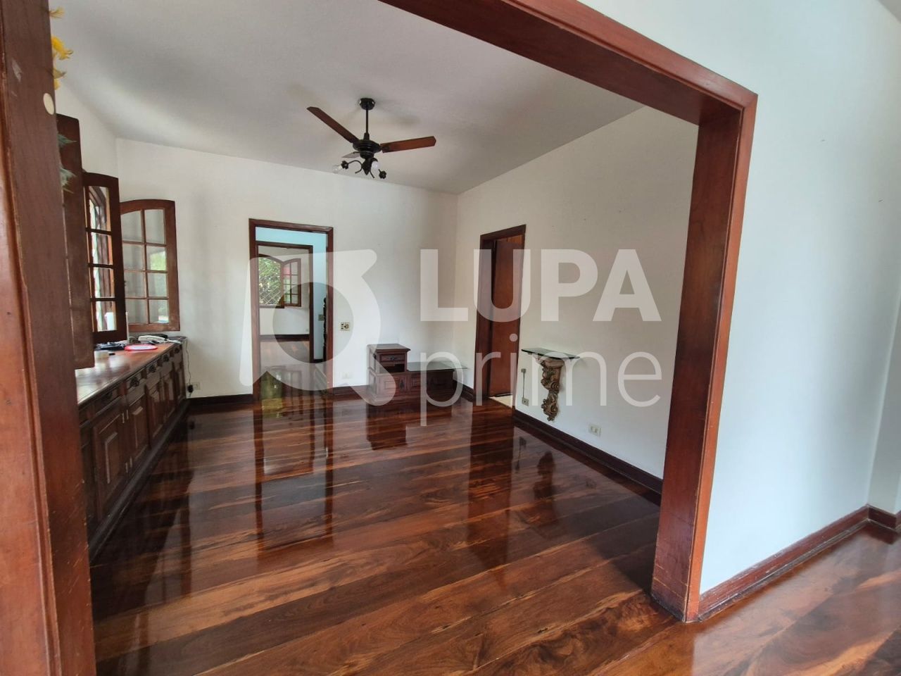 sobrado-venda-sao-paulo-vila-albertina-3dormitorios-3suites-8vagas-238m2-LM29848