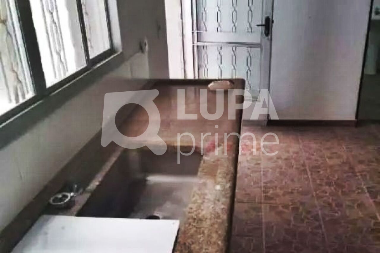 Depósito-Galpão, 220 m² - Foto 2