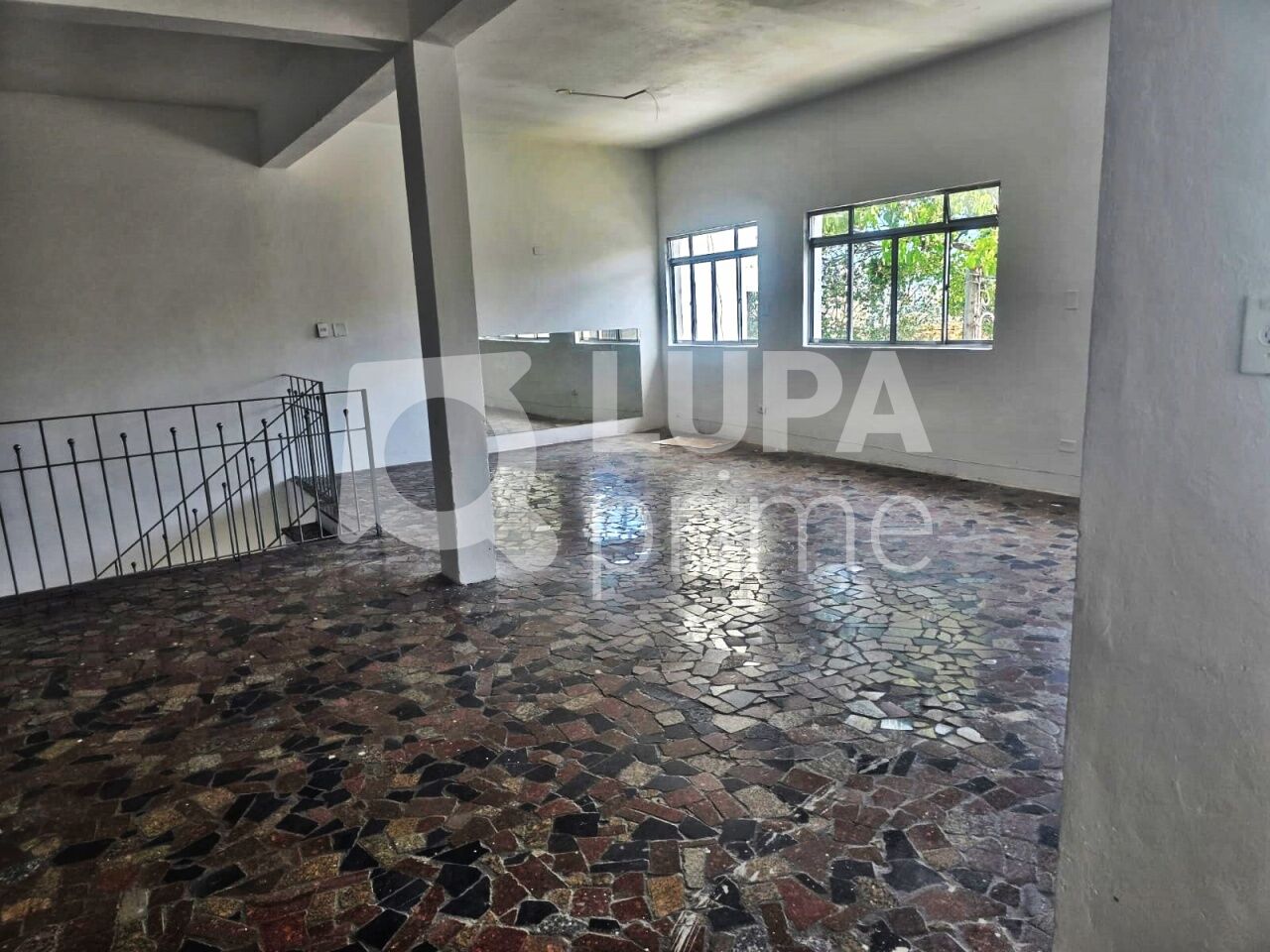 Prédio Inteiro, 450 m² - Foto 1