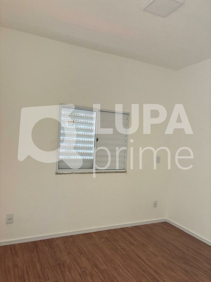 sobrado-venda-sao-paulo-parque-peruche-2dormitorios-2suites-2vagas-72m2-LM30141