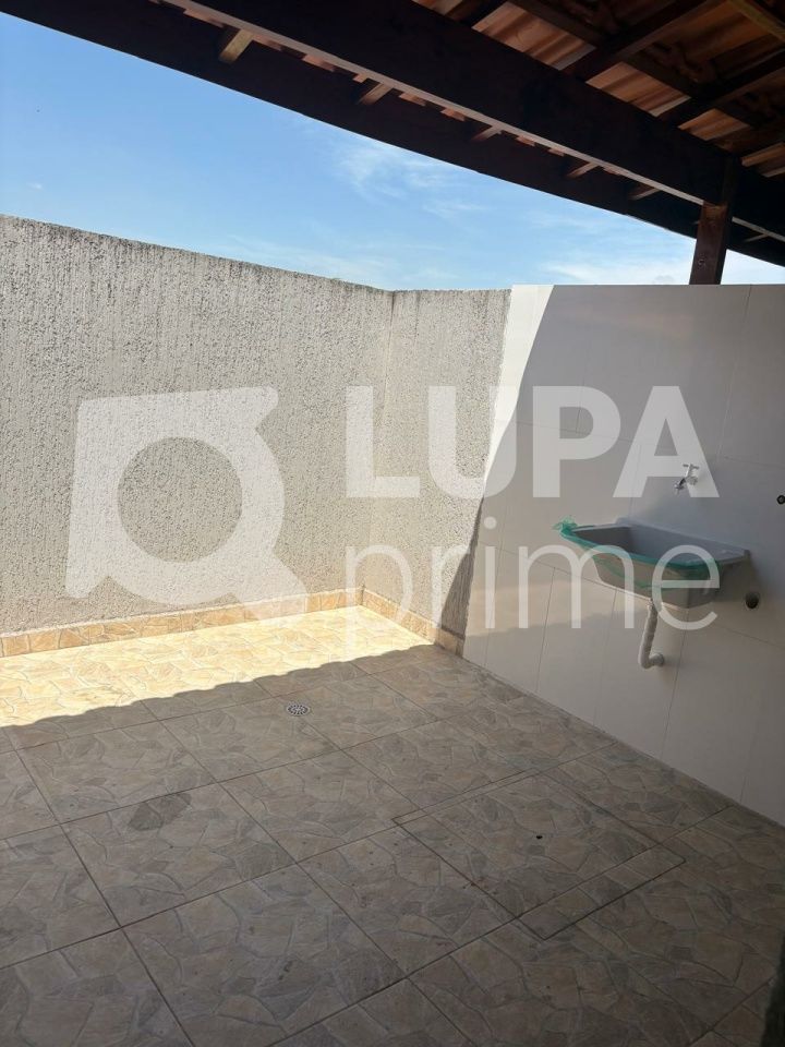 sobrado-venda-sao-paulo-parque-peruche-2dormitorios-2suites-2vagas-72m2-LM30141