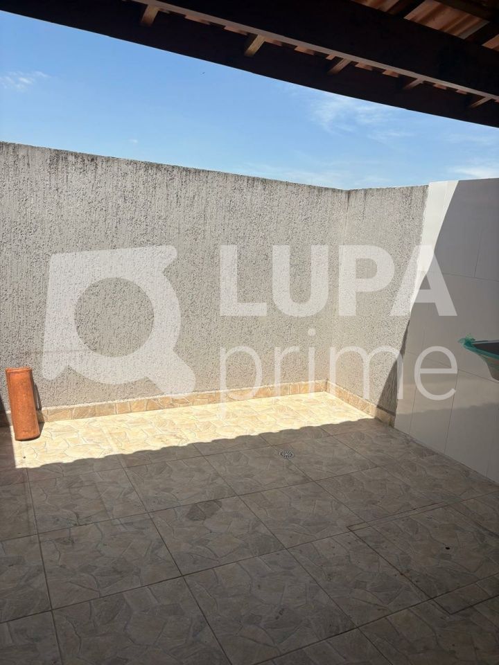 sobrado-venda-sao-paulo-parque-peruche-2dormitorios-2suites-2vagas-72m2-LM30142