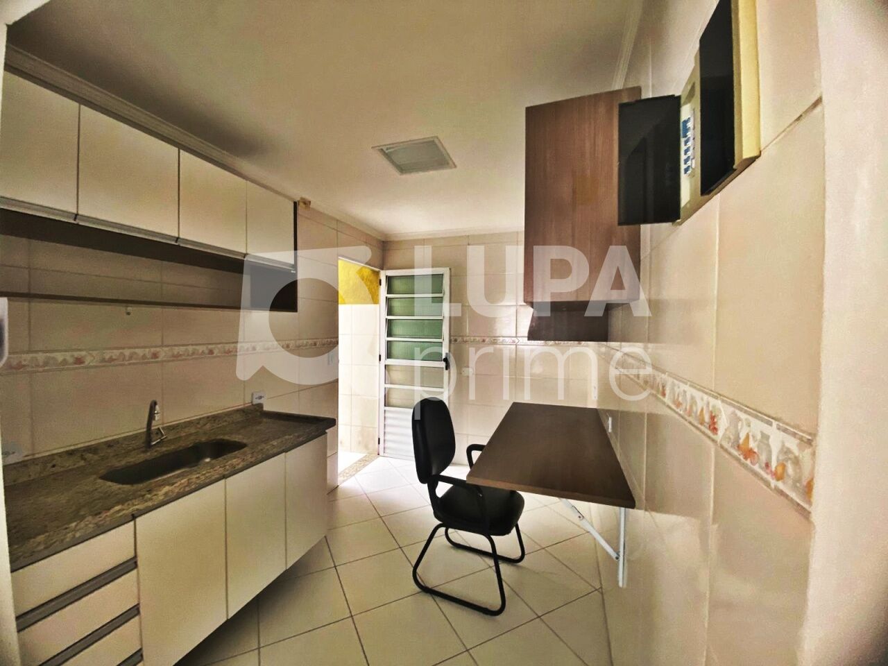 casa-terrea-locacao-sao-paulo-vila-medeiros-2dormitorios-2suites-2vagas-79m2-LM30147