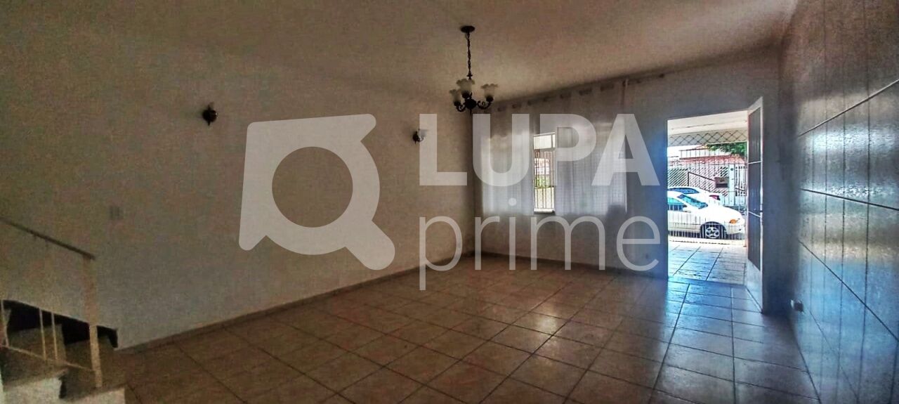 Casa, 3 quartos, 159 m² - Foto 1