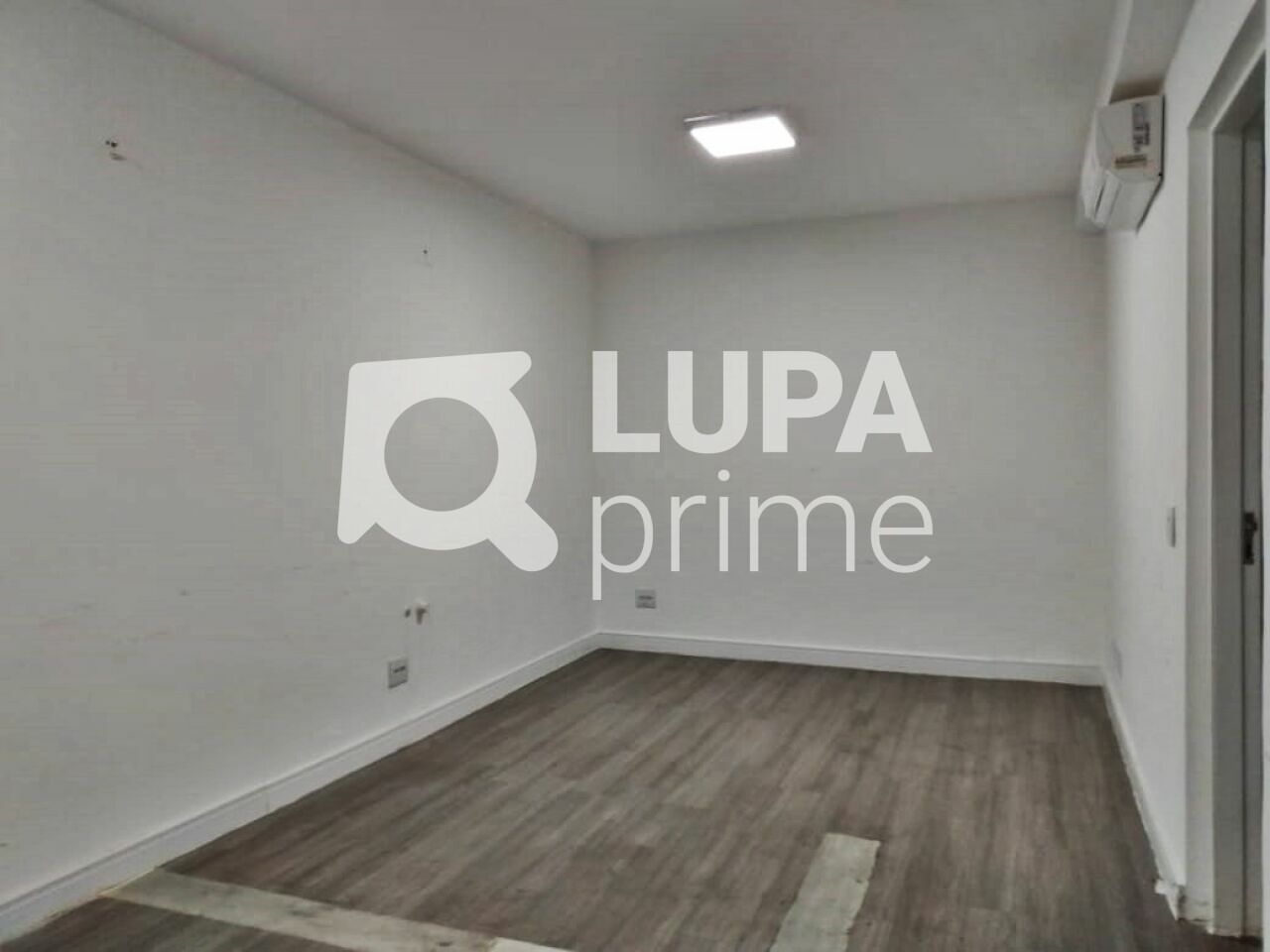casa-comercial-venda-sao-paulo-agua-fria-12vagas-271m2-LM30189